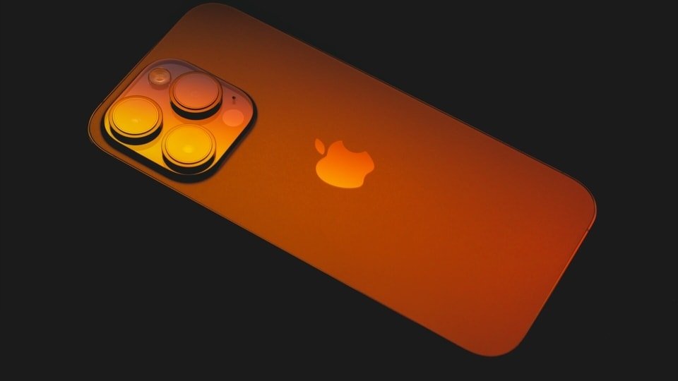Apple event 2023: iPhone 15 Pro Max?s BIG upgrades could lure buyers, says Mark Gurman