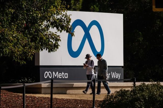 Happy Hours, Corporate Swag and Haircuts: Meta Morale Gets a Boost After Layoffs