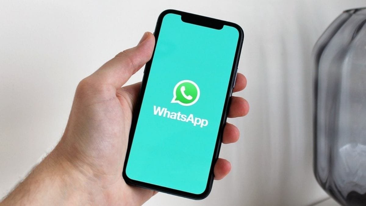 WhatsApp testing a new cross-platform messaging feature called ?third-party chats?