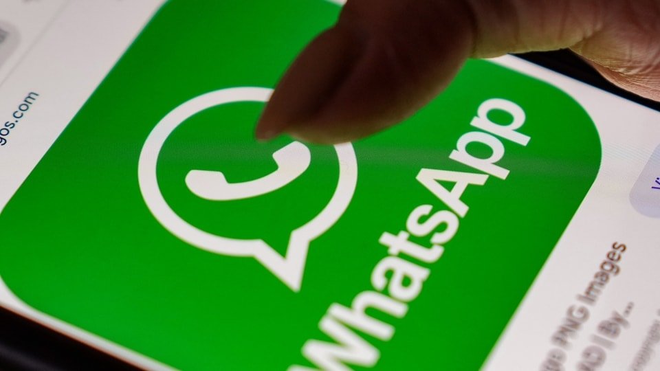 WhatsApp testing a new cross-platform messaging feature called ?third-party chats?